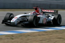 Kieruj prawdziwym samochodem F1 w Szwecji – Pakiet 1