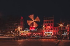 Moulin Rouge Paryż