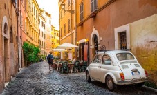 Vatican Necropolis and St. Peter's Basilica fast-track guided tour